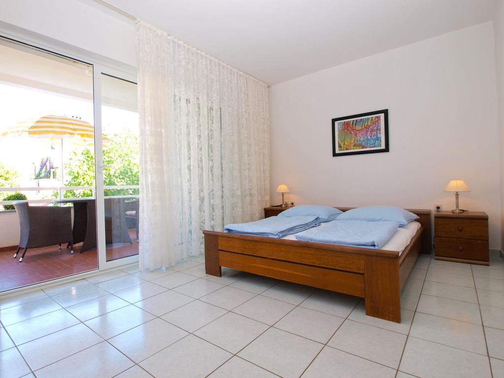Apartments Zorka 1421 Pjescana Uvala Εξωτερικό φωτογραφία