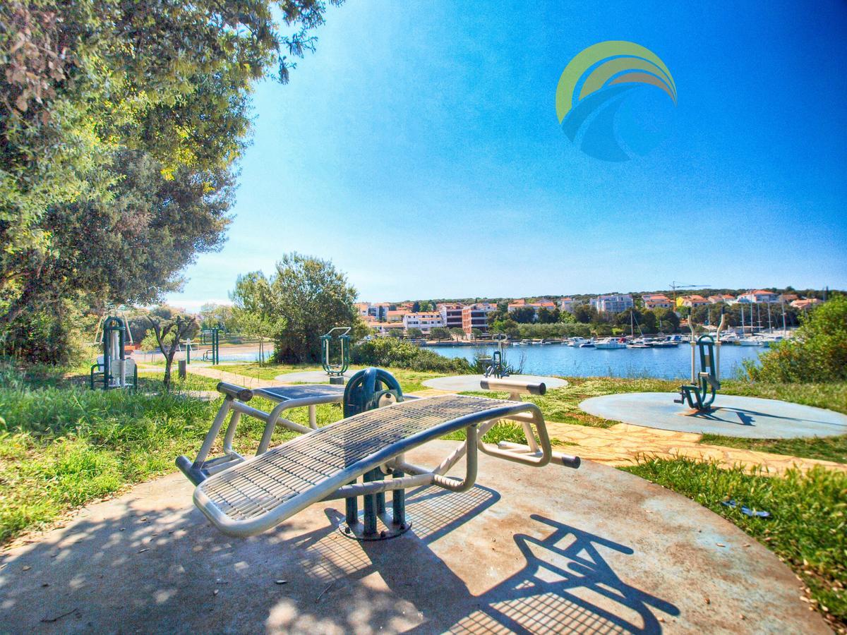 Apartments Zorka 1421 Pjescana Uvala Εξωτερικό φωτογραφία